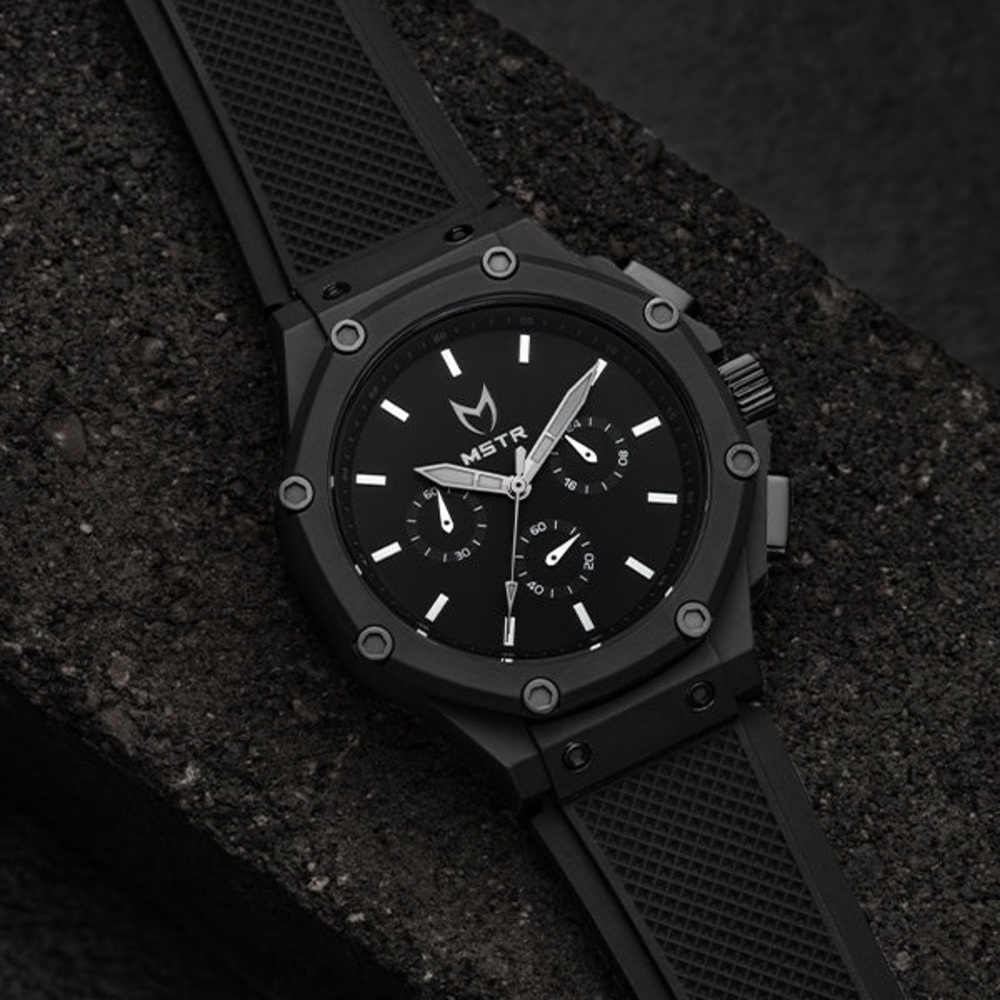 Mstr Ambassador X rubber strap black new in box unworn
